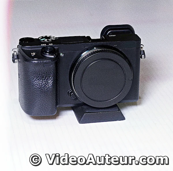 Should a beginner get a mirrorless camera? Should a beginner get a mirrorless camera?