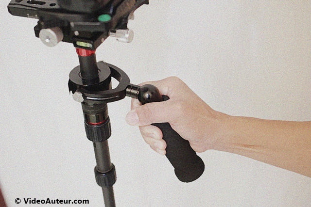 holding-steadicam-handle holding-steadicam-handle